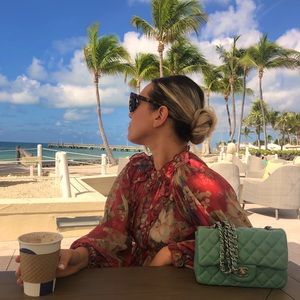 Meet your Posher, Isandra